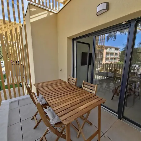 Kalia New With Terrace